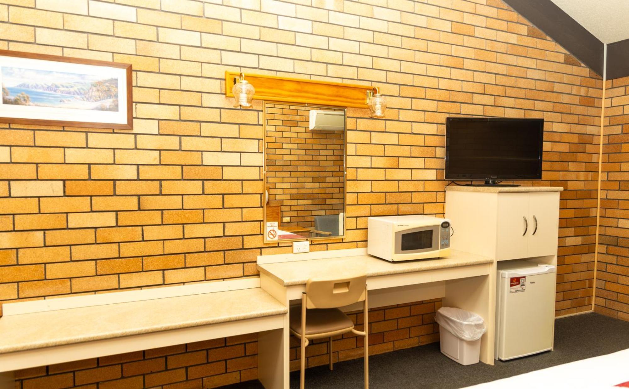 All Travellers Motor Inn Coonabarabran Eksteriør billede