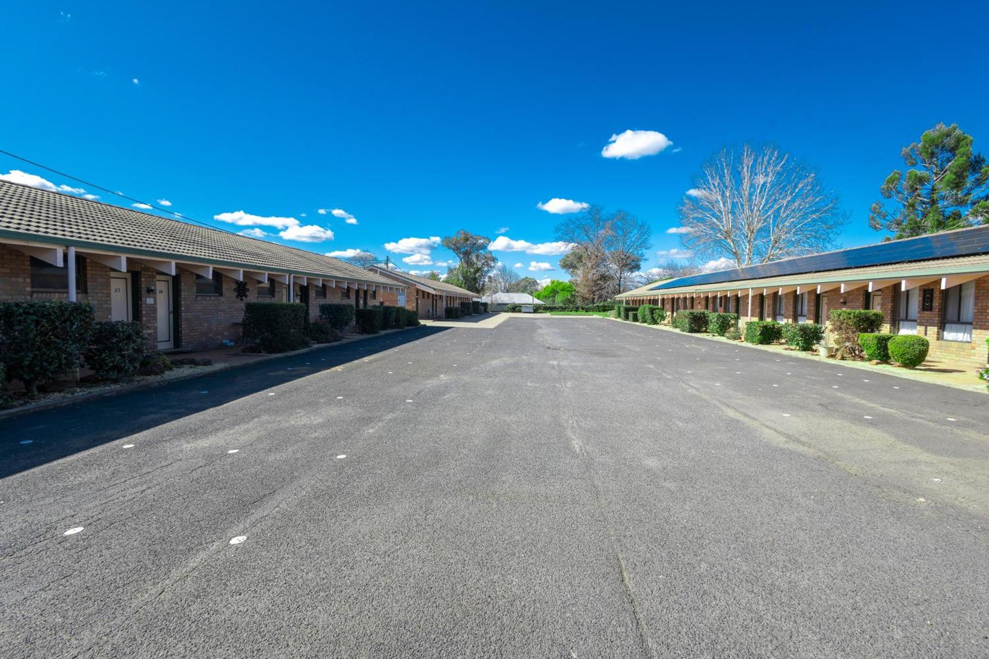 All Travellers Motor Inn Coonabarabran Eksteriør billede