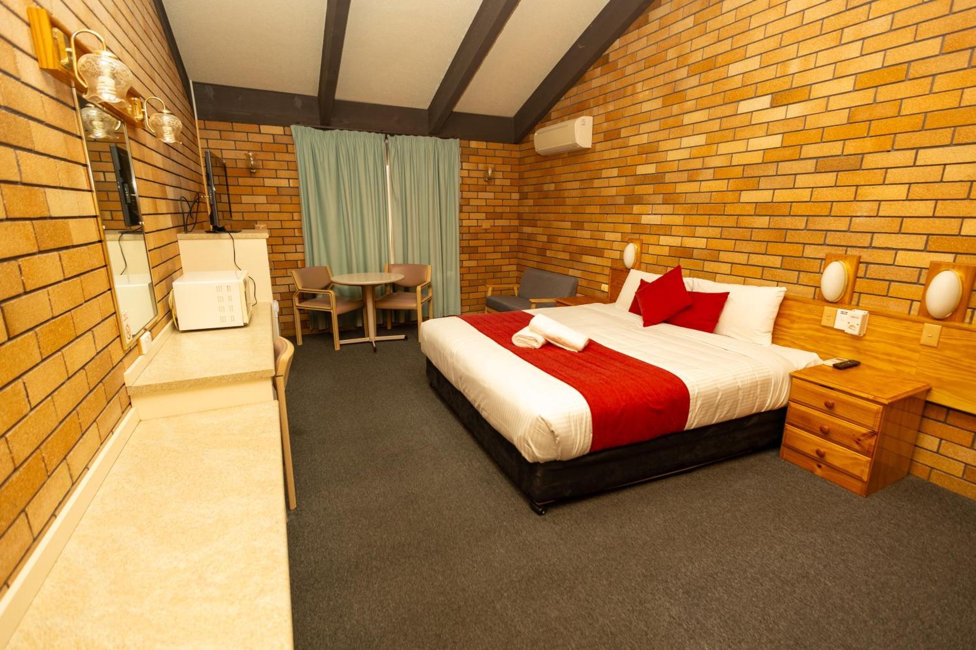 All Travellers Motor Inn Coonabarabran Eksteriør billede